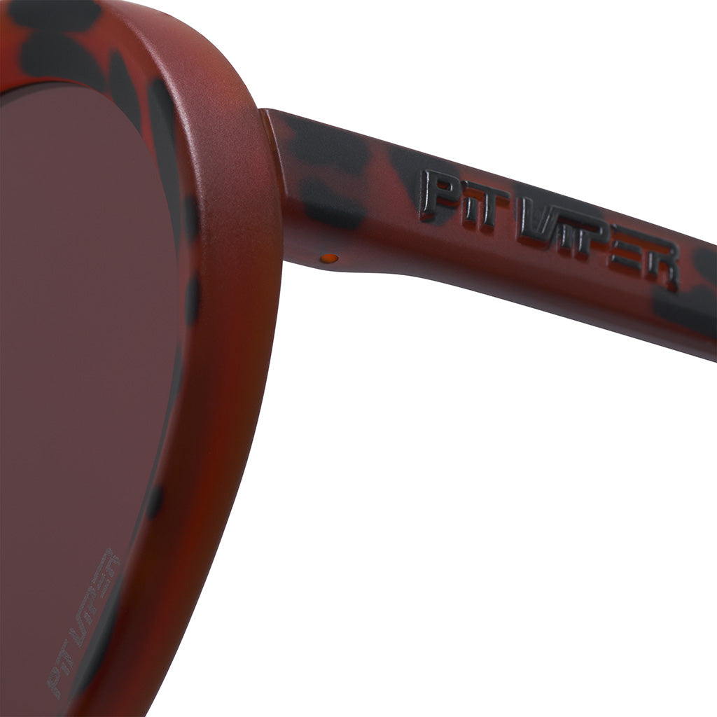 Admirer_landlocked_product_8_detail_c8d6cd13-c20d-47db-8d98-269a8e25df30