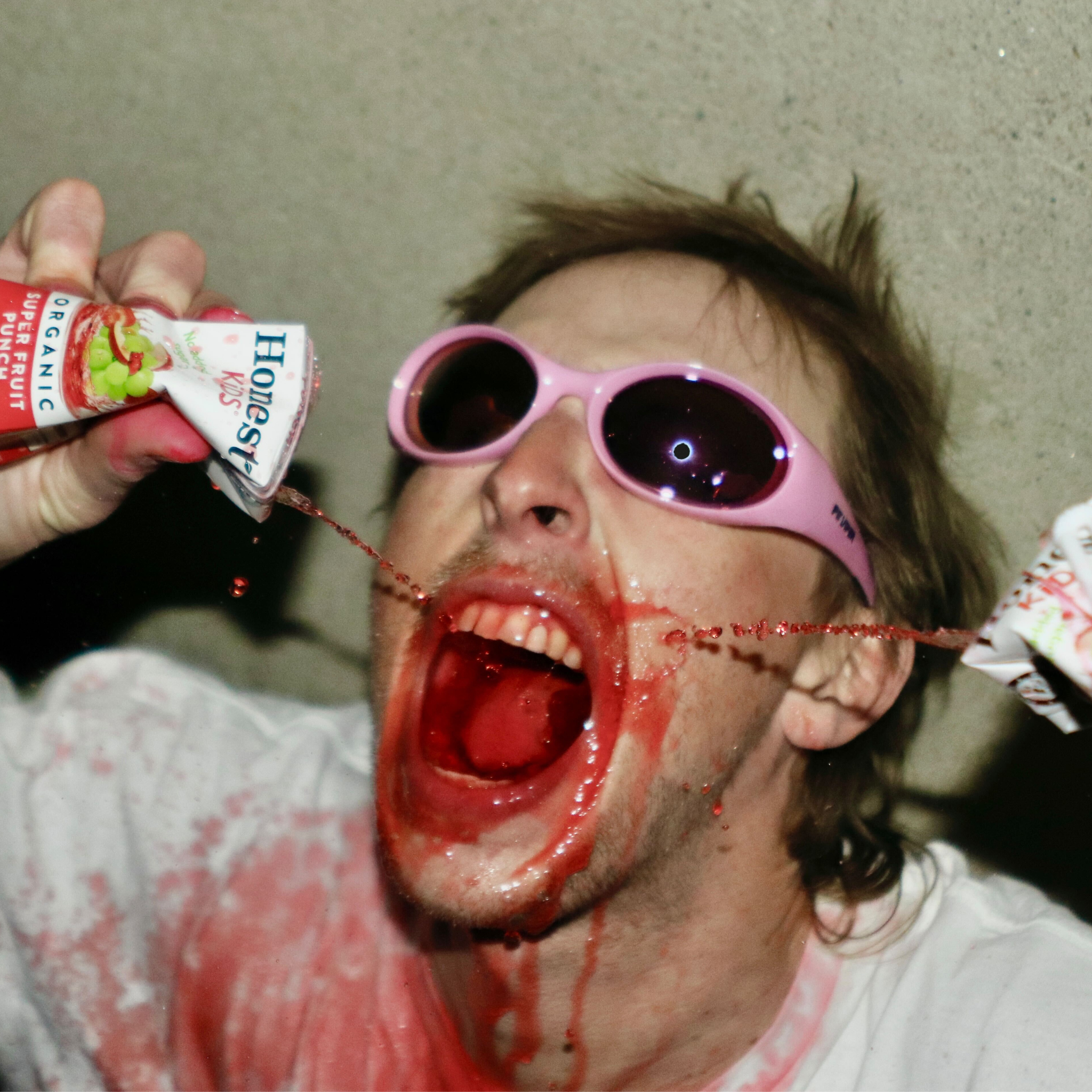 juicy_slammer_juice_boxes_lifestyle_2